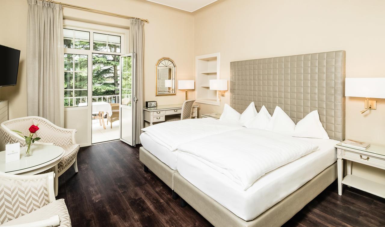 Doppelzimmer mit Gartenblick