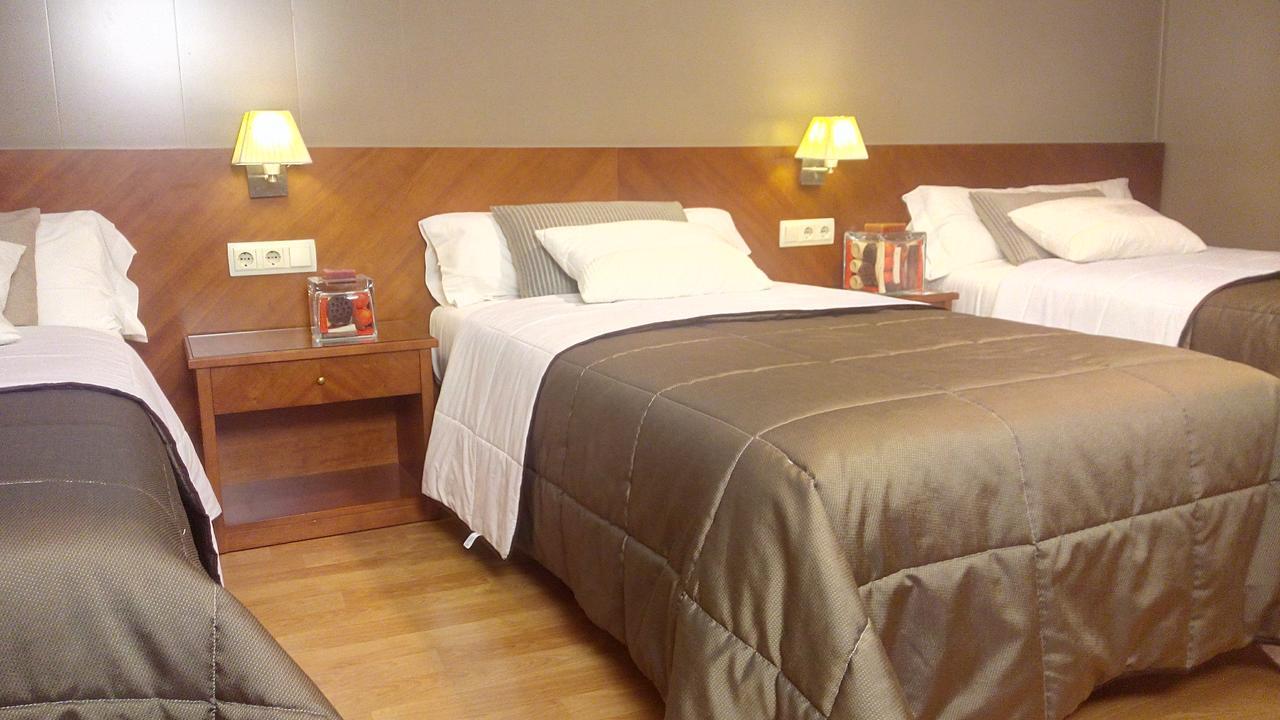 Triple Room,664895163:JPEG
