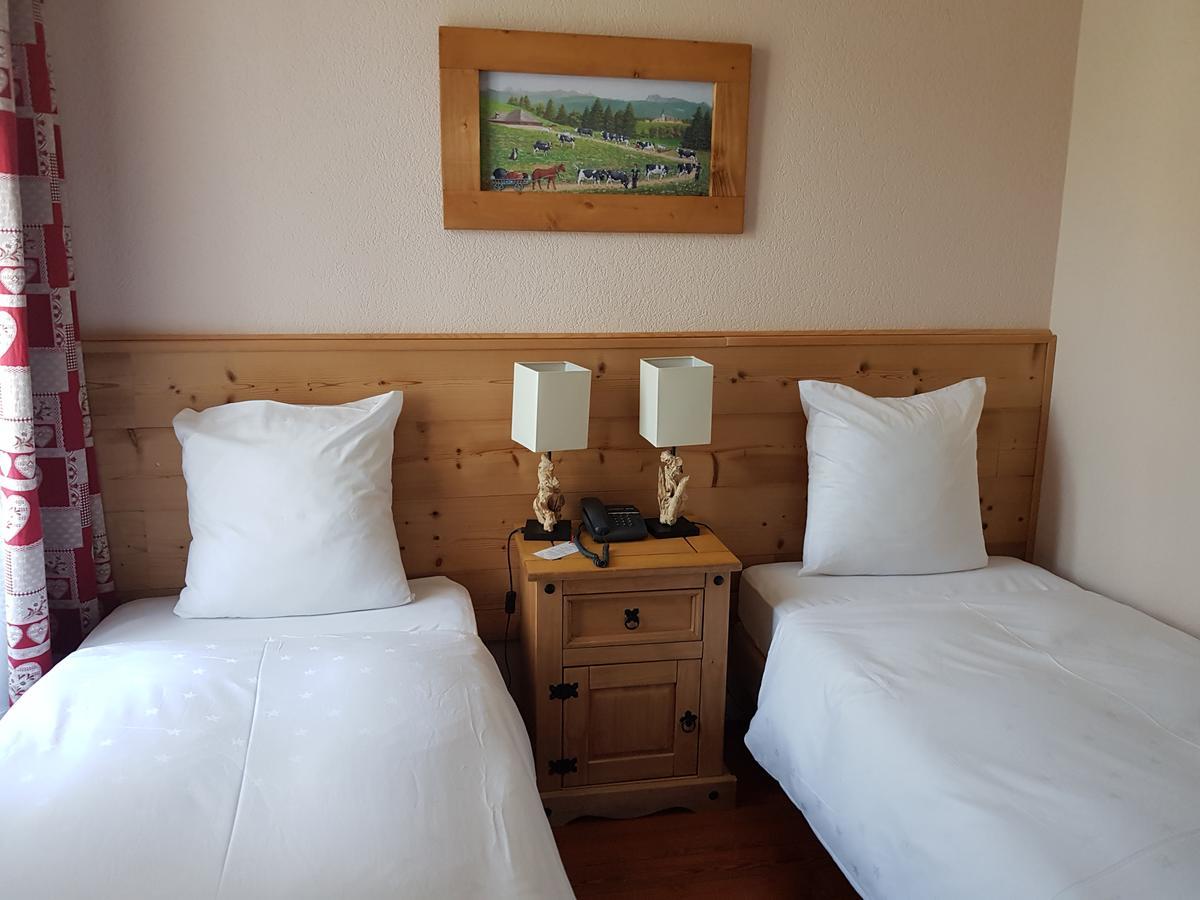 Single Room,665311614:JPEG