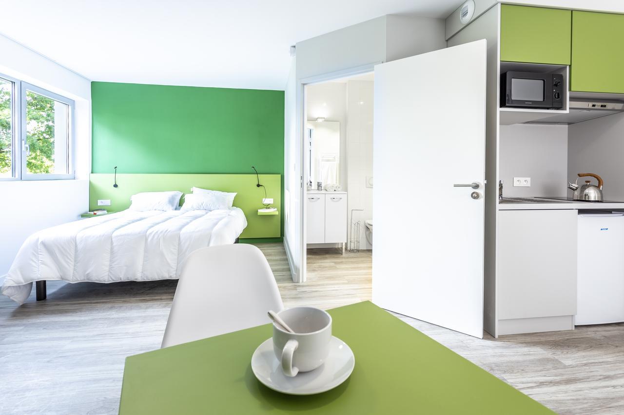 Studio Double Bed