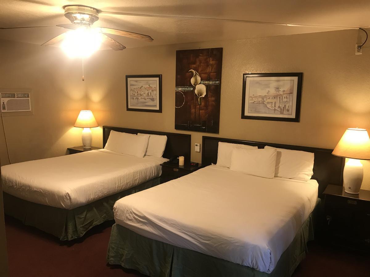 Deluxe Queen Room Two Queen Beds