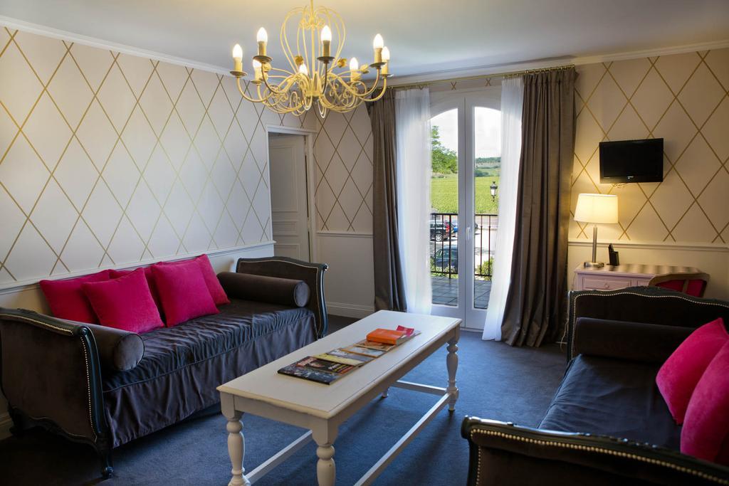 Superior Suite (4 Adults)