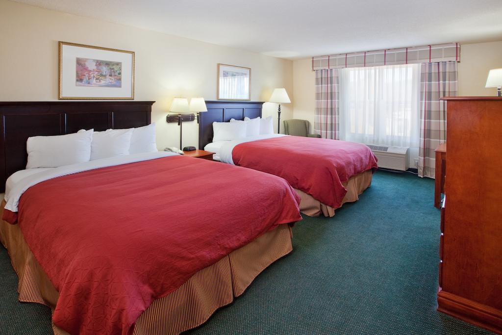 Queen Room Two Queen Beds Disability Access or Non-Smoking