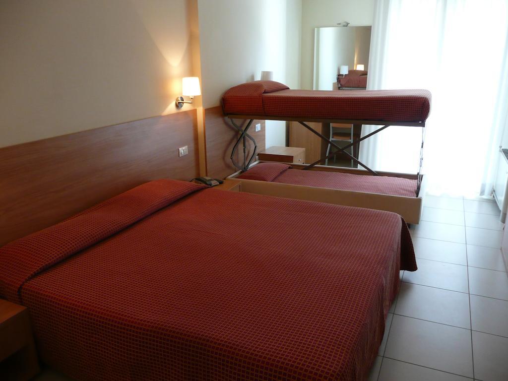 Quadruple Room Balcony,109800345:JPEG