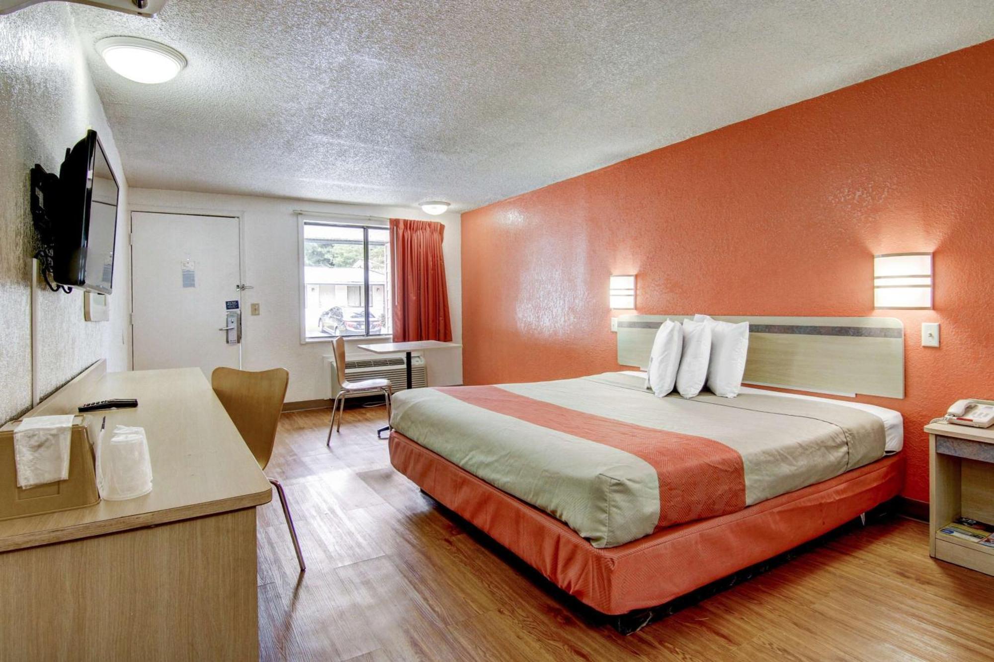 Double Room Smoking