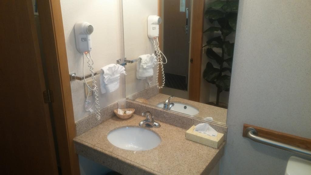 Premium King Room