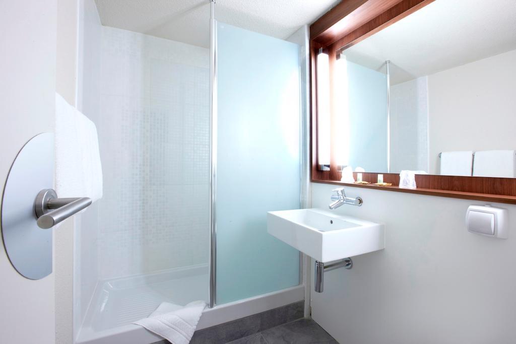 Chambre double standard avec 1 lit simple - Jusqu’à 10 ans