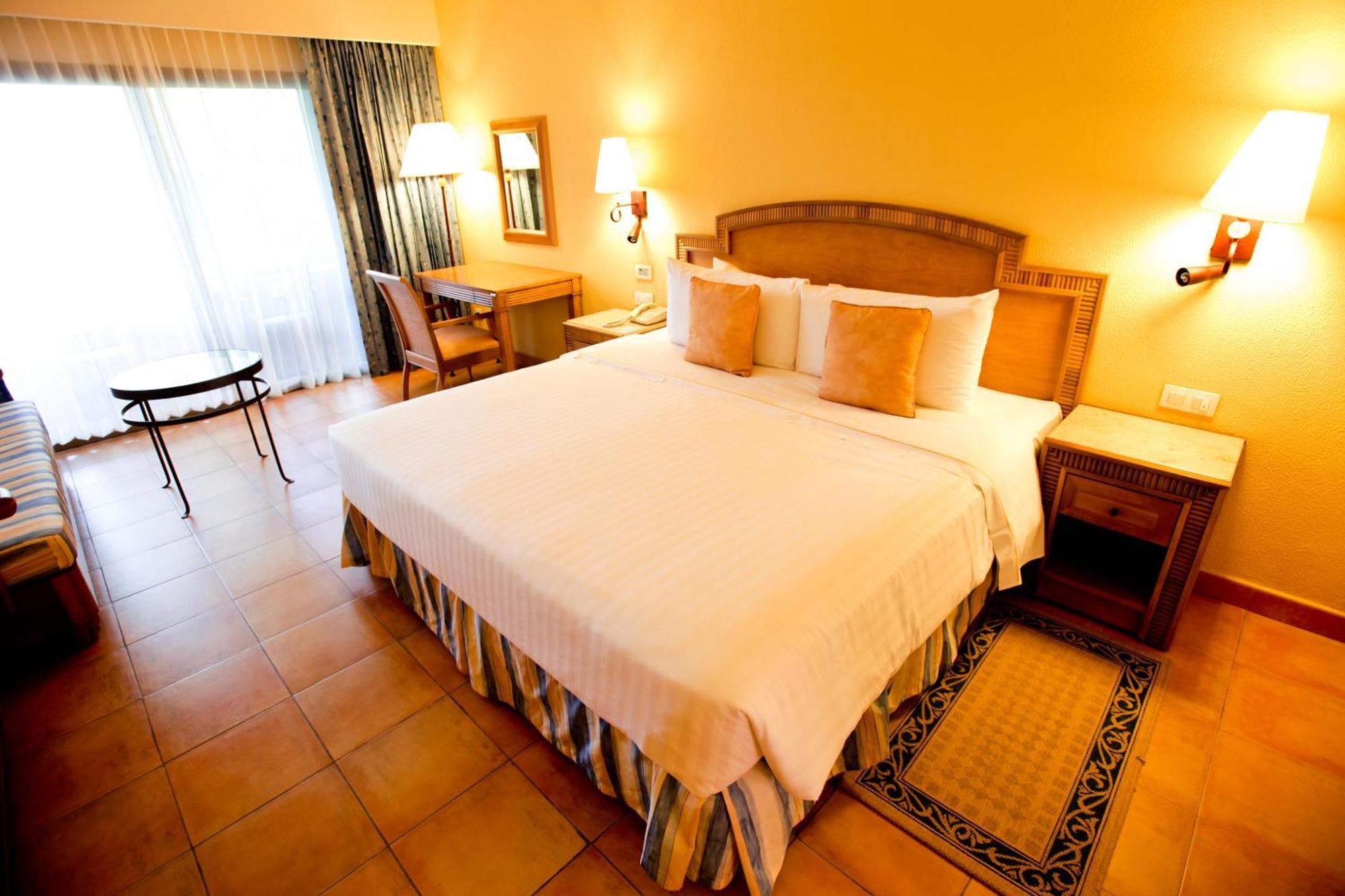 Quarto Superior (2 Adultos + 1 Criança)