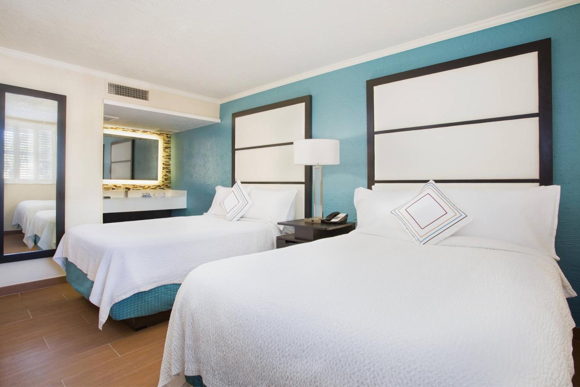 1 Bedroom Suite 2 Double Sofa bed,677100810:JPEG