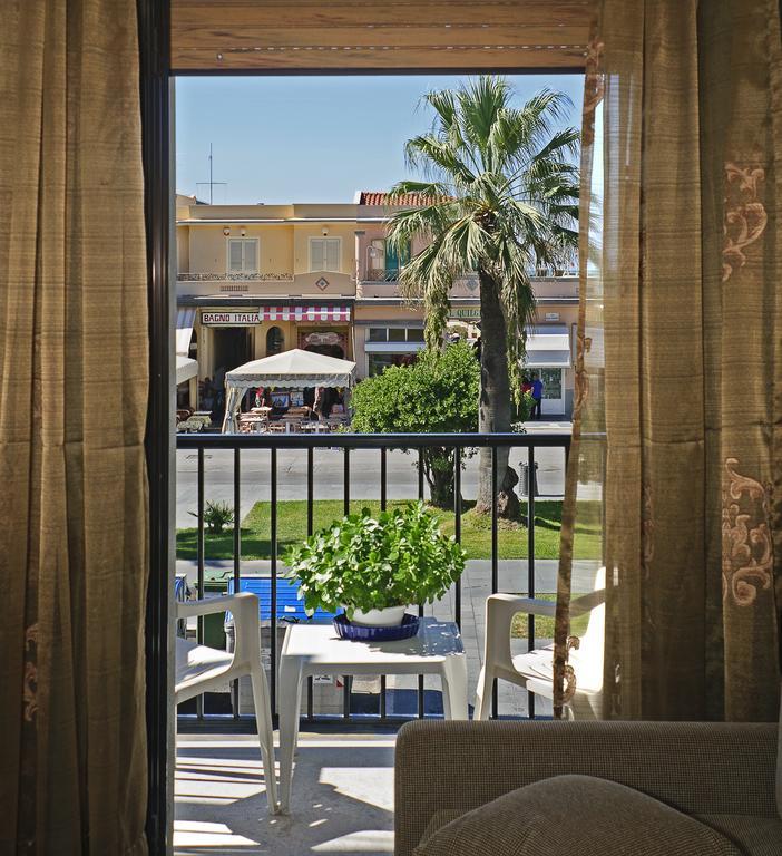 Triple Room Sea View
