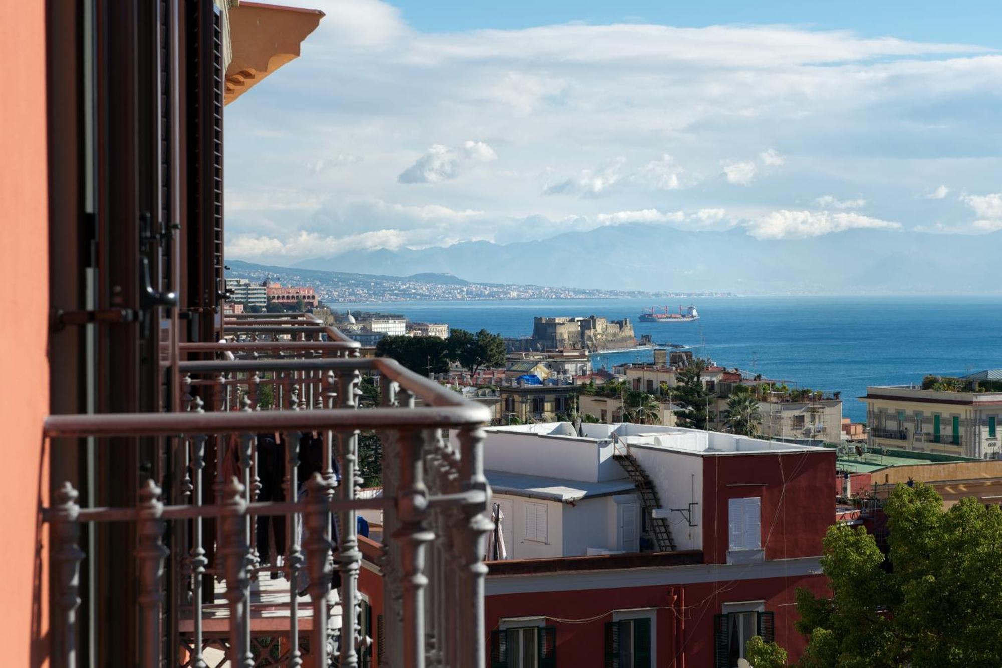 Camera Familiare con Vista Mare