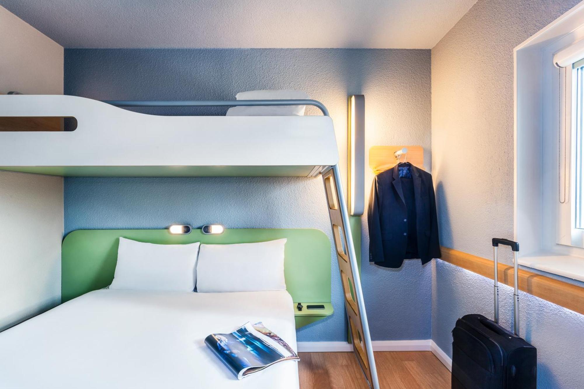 Triple Room,686267943:JPEG
