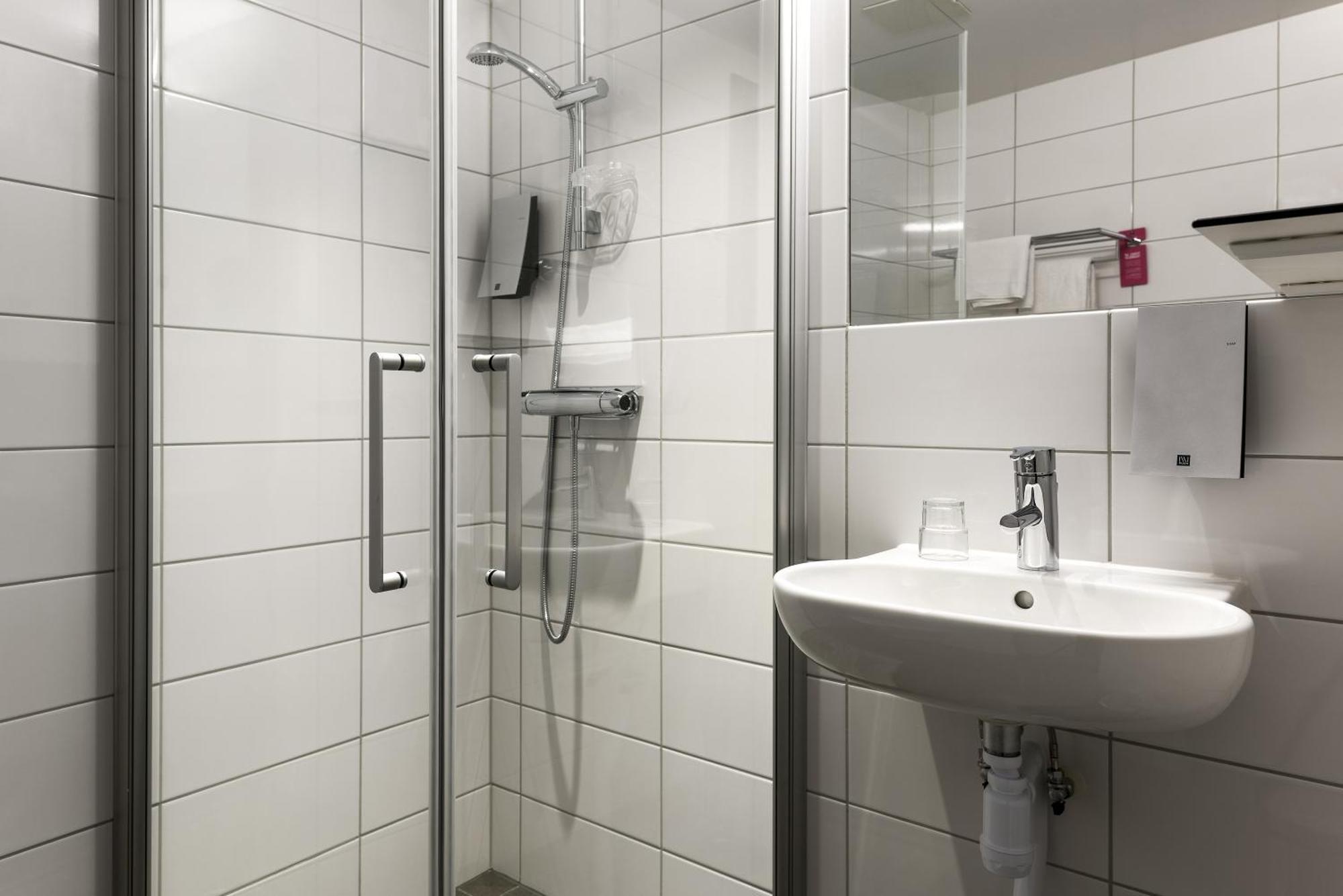 Compact Single Room