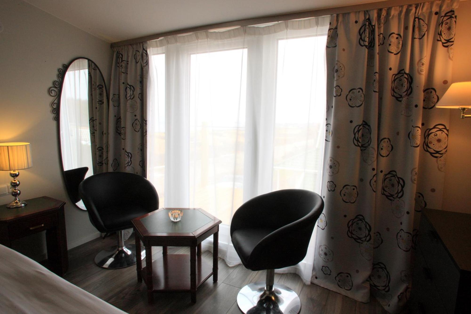 Standard Double or Twin Room Sea View