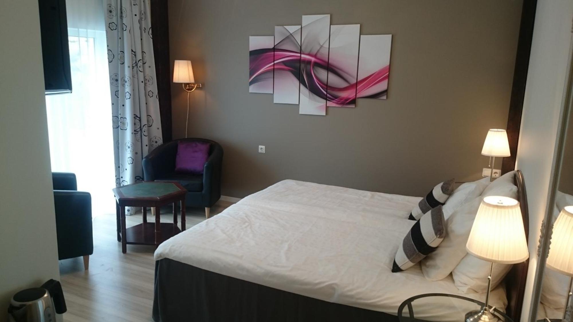 Standard Double or Twin Room Balcony