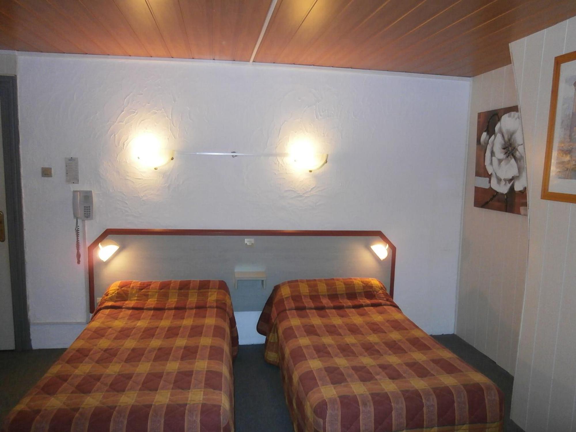 Twin Room,689406432:JPEG