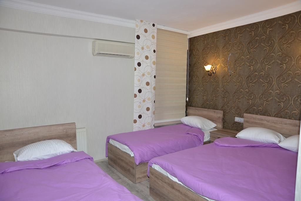 Family Room (4 Adults)