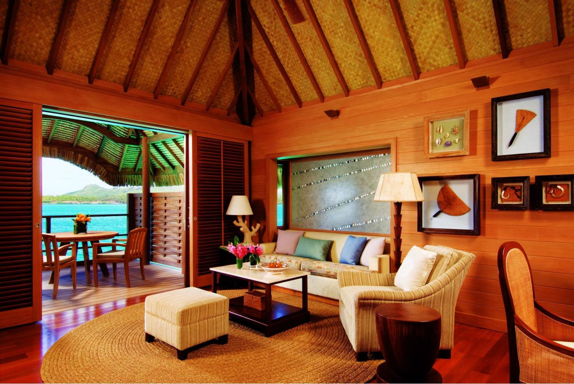 Bungalow com Suite com Vista Lagoa - Sobre a Água com 2 Camas Queen