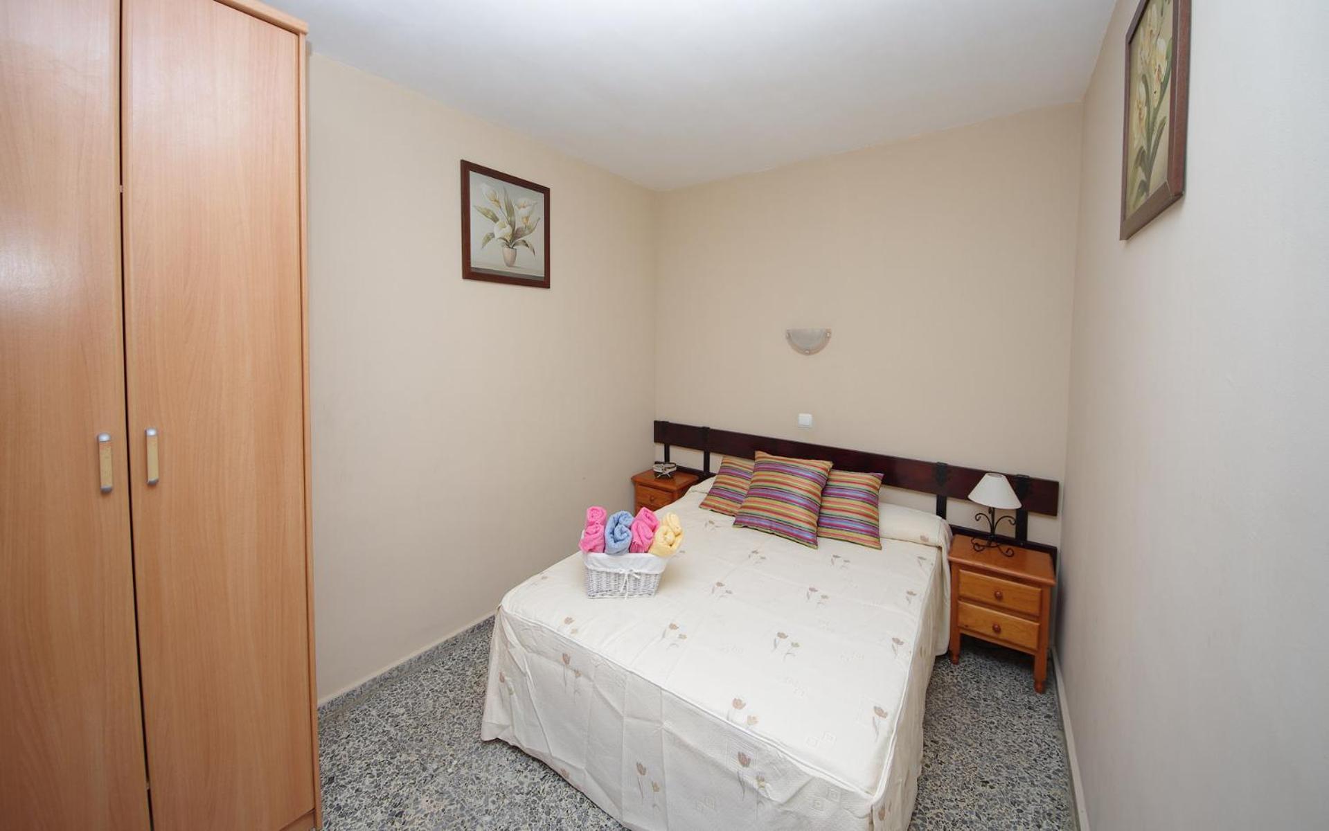 Chambre avec Lit Double et Salle de Bains Privative