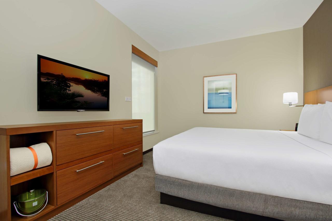 King Room with Sofa Bed