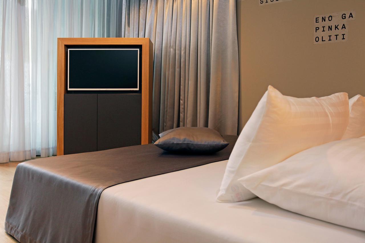 Classic Double or Twin Room Balcony