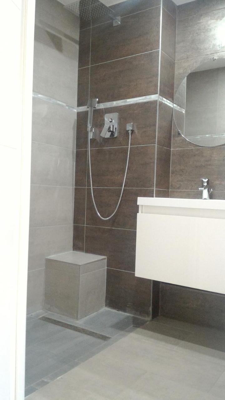 Quadruple Room,696557901:JPEG