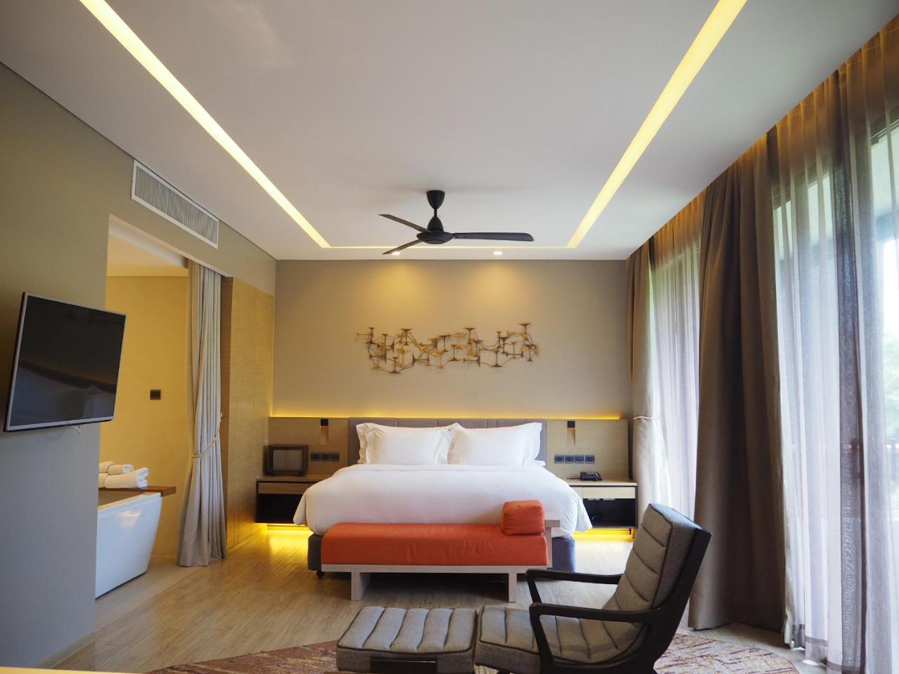 D'Corner Suite