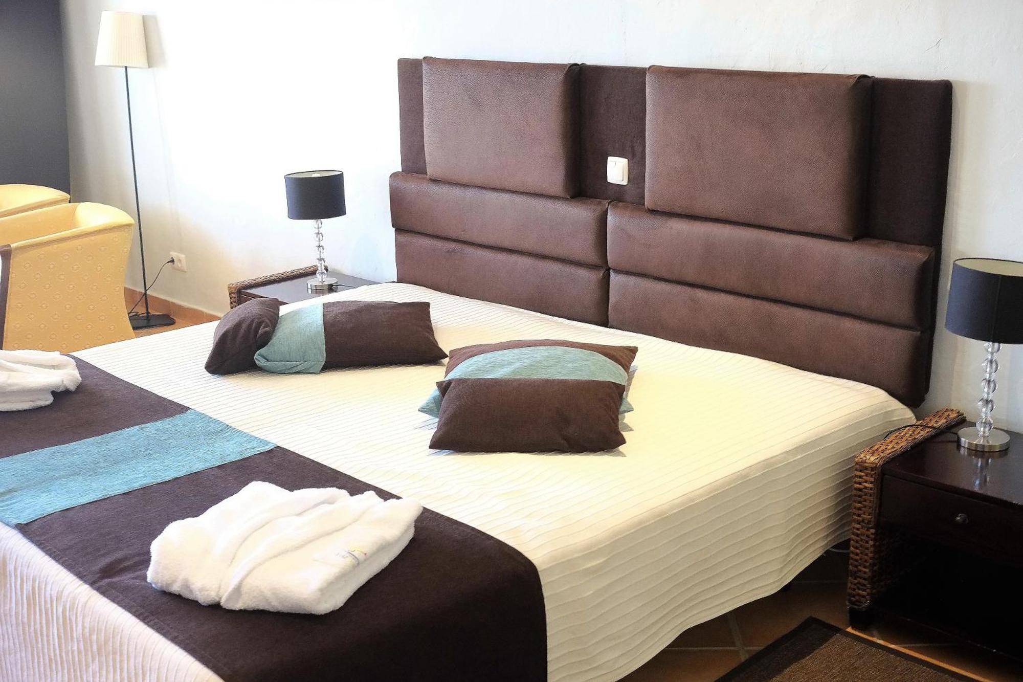 Quarto Duplo Superior com Vista Mar Lateral