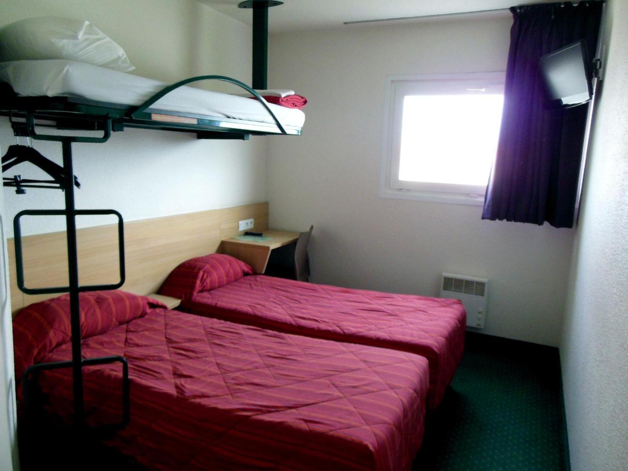Standard Twin Room Smoking