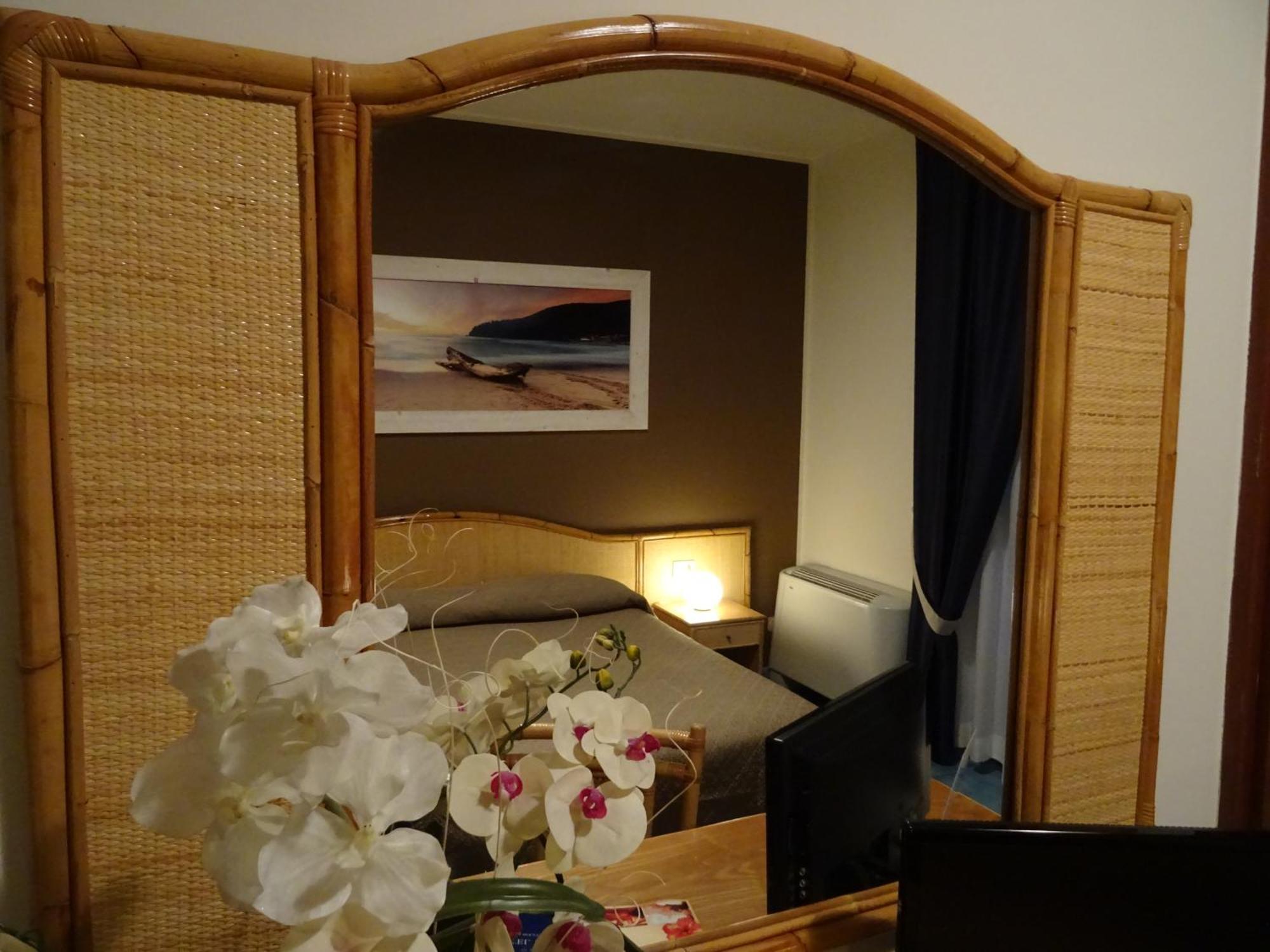 Economy Doppel-/Zweibettzimmer
