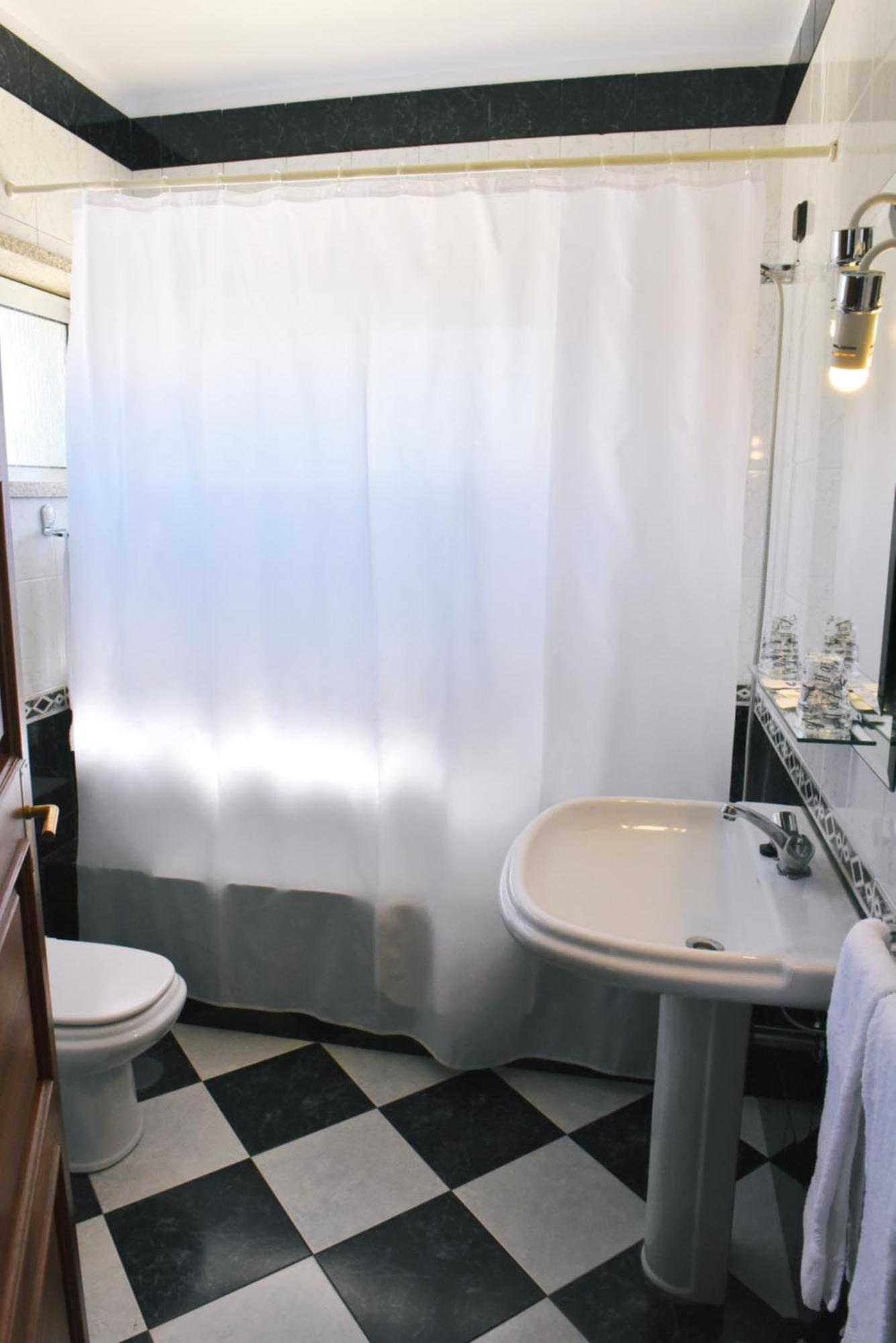 Double Room,700757839:JPEG