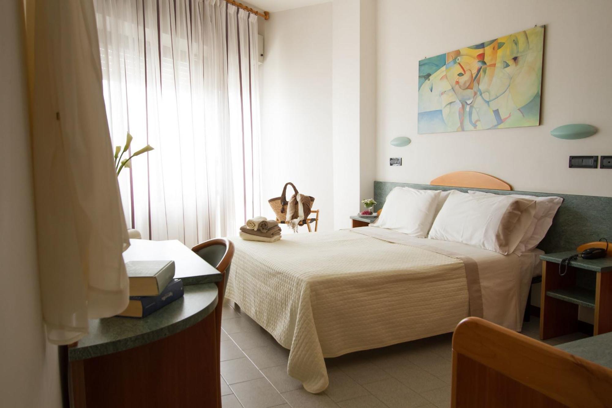 Triple Room,124404294:JPEG