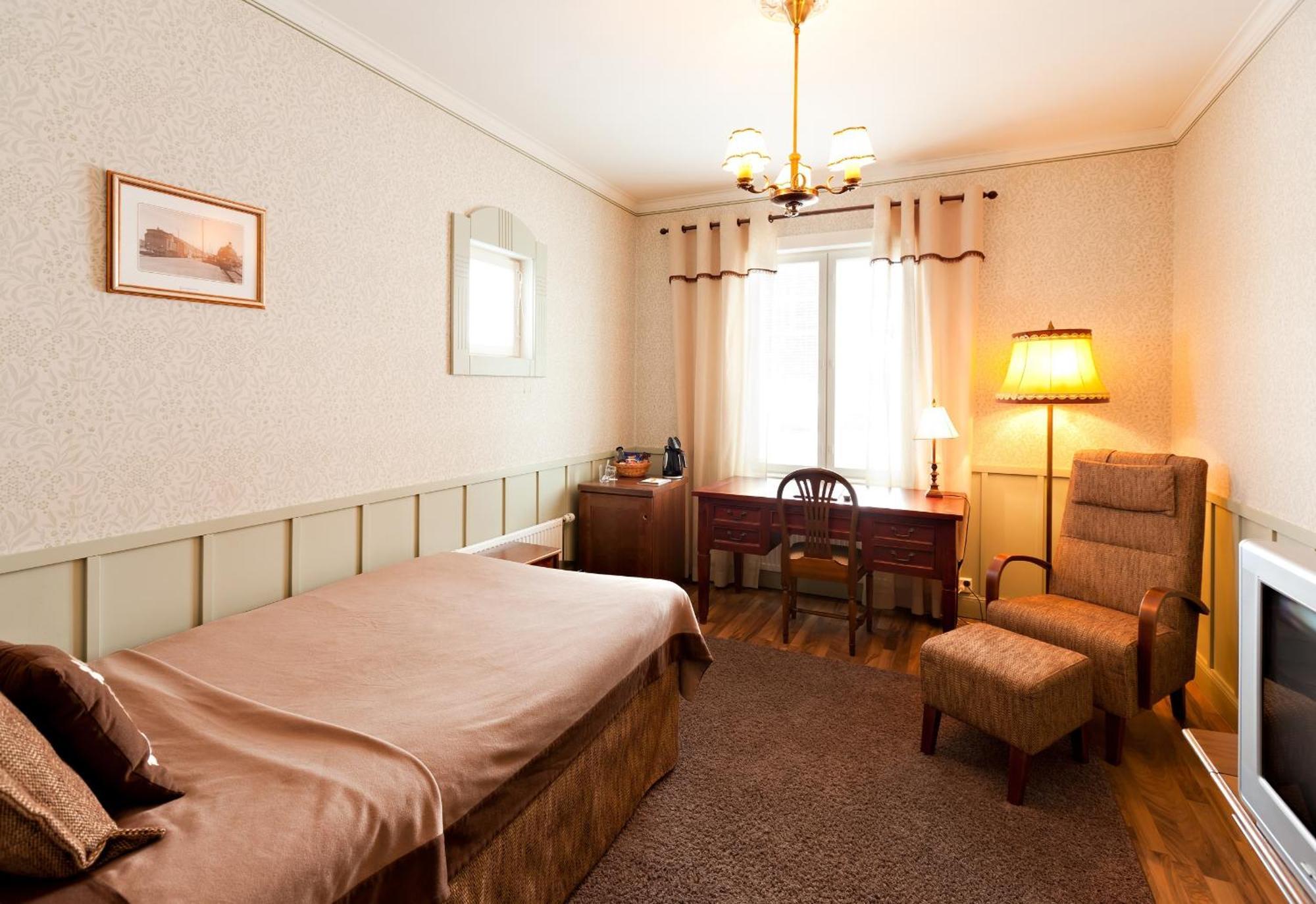 Superior Single Room
