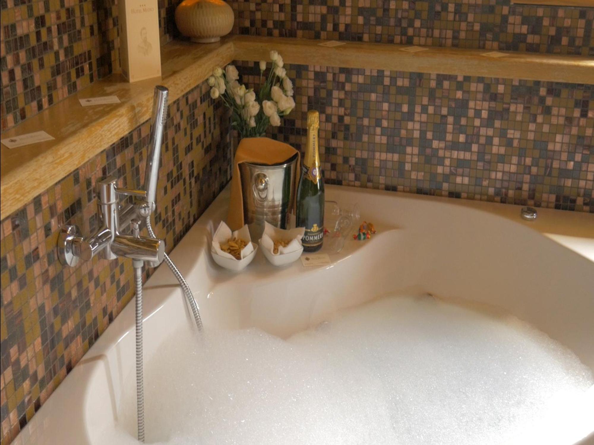 Suite King con Vasca Idromassaggio