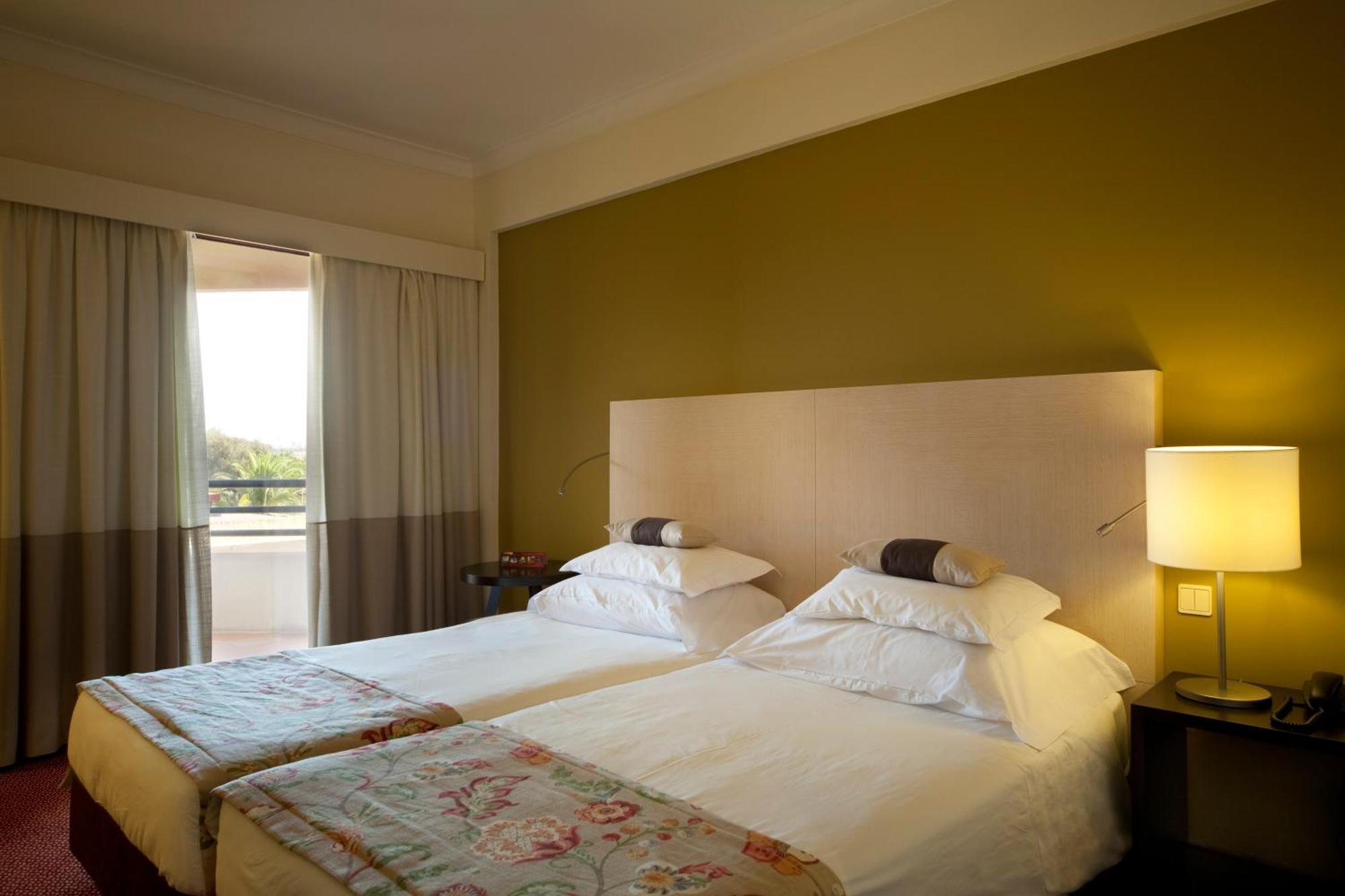 Classic Twin Room,813395667:JPEG