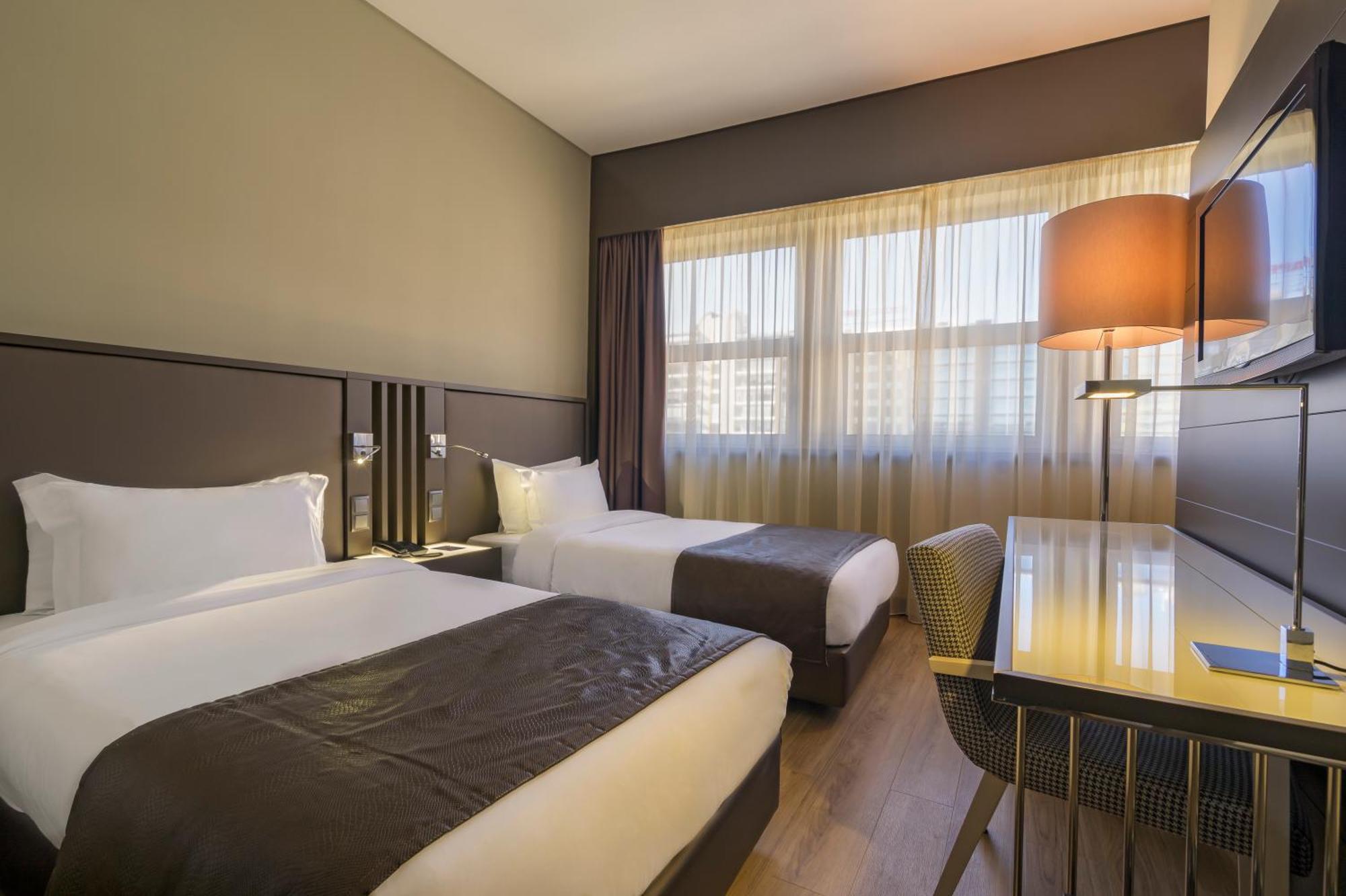 Quarto Twin Standard