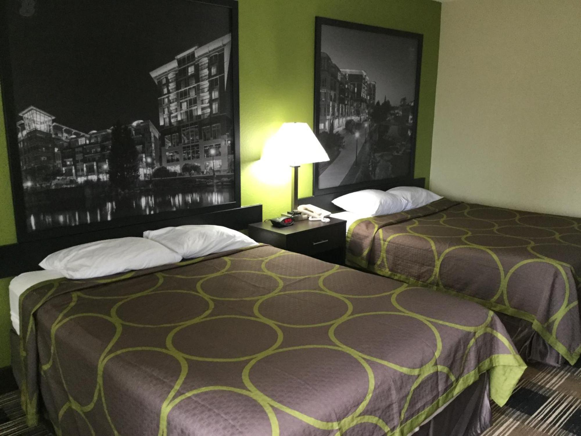 Studio Suite with Two Queen Beds - Non-Smoking