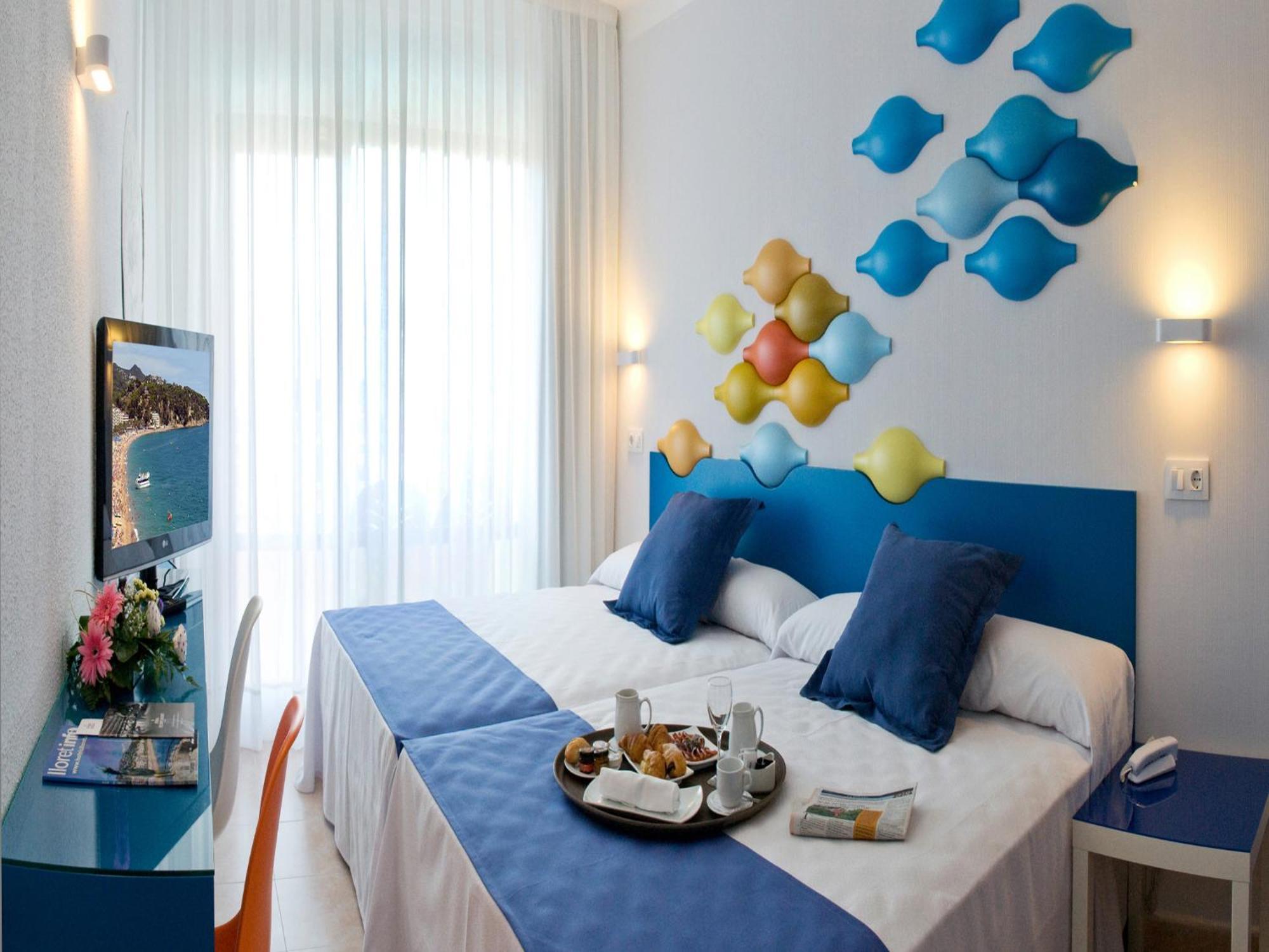 Quarto Duplo ou Twin (2 Adultos + 1 Criança)