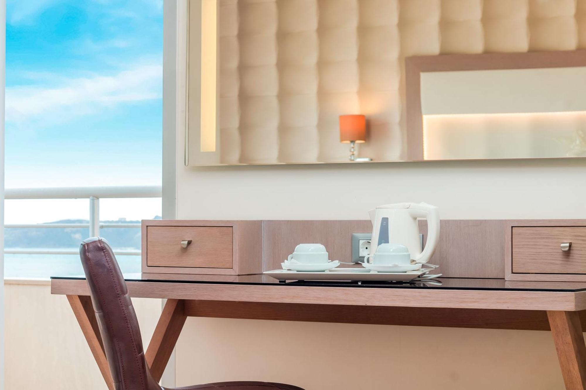 Deluxe Sea View