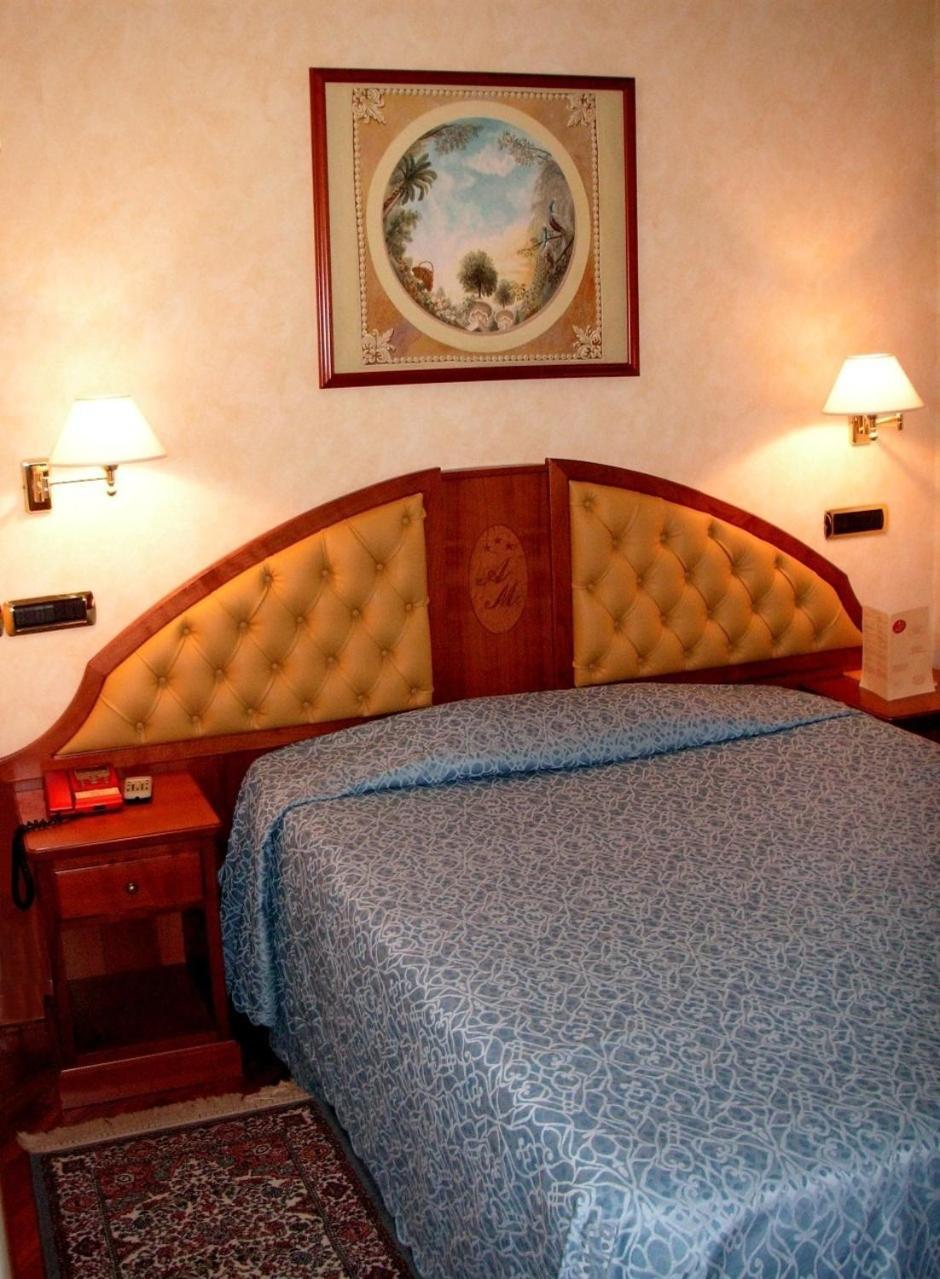 Classic Single Room French Bed