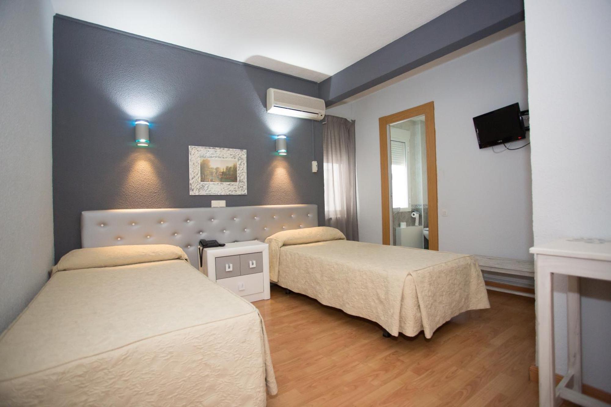 Budget Twin Room