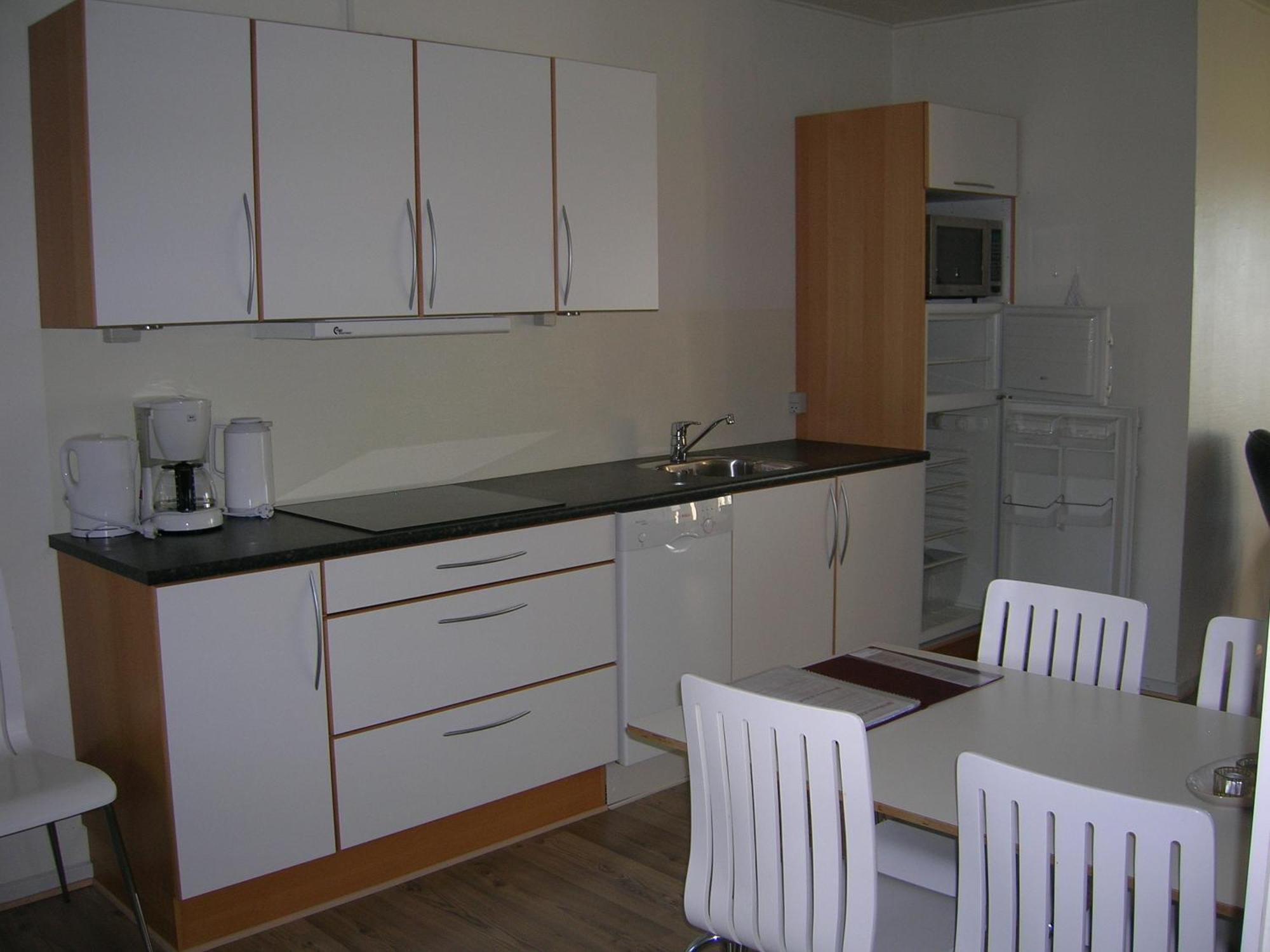 Two-Bedroom Apartment 4,1002313839:JPEG