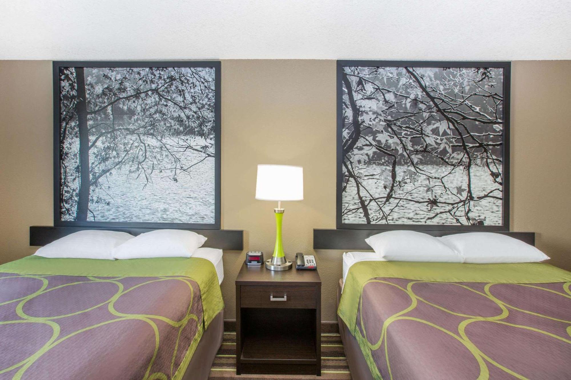 Queen Room Two Queen Beds Non-Smoking