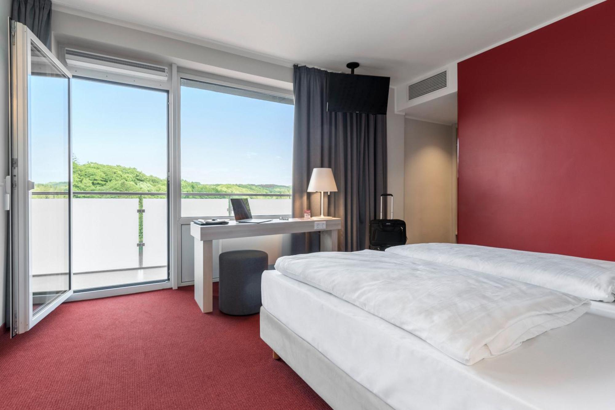 Double Room with Lake View