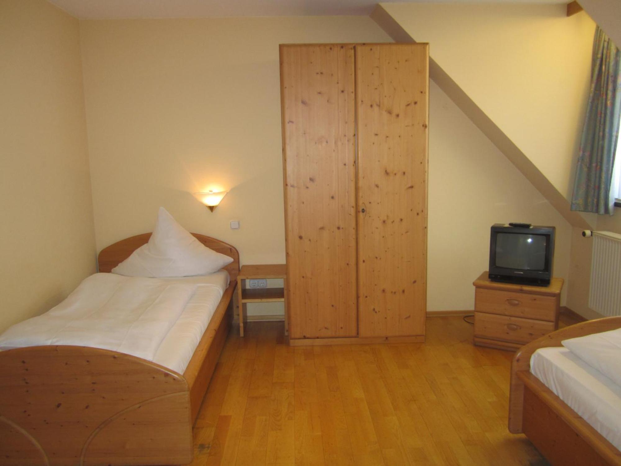 Dreibettzimmer