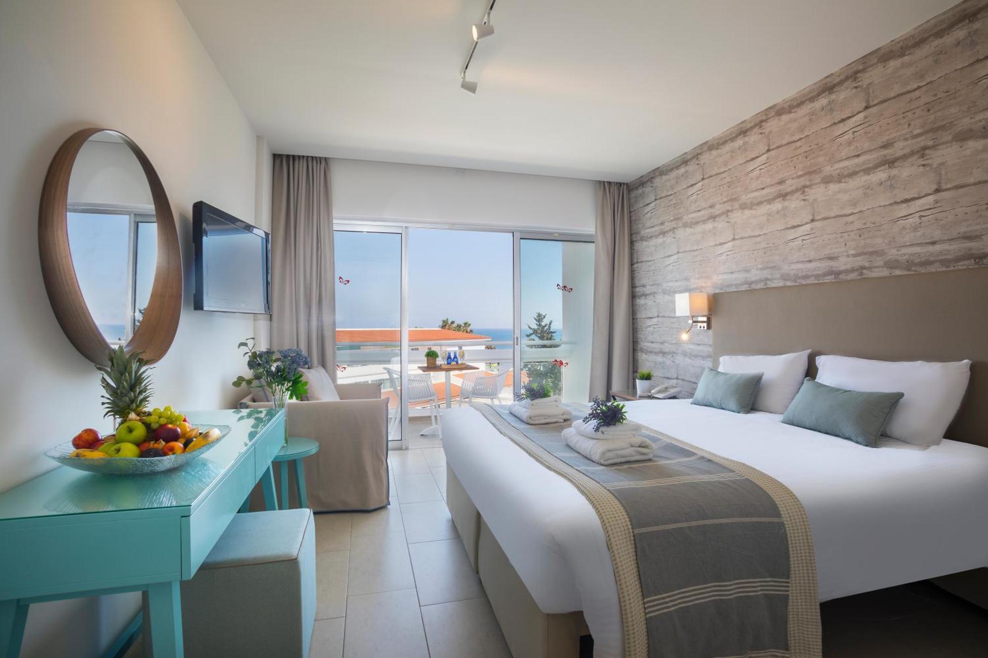 Premium Room Side Sea View Executive Lounge Access
