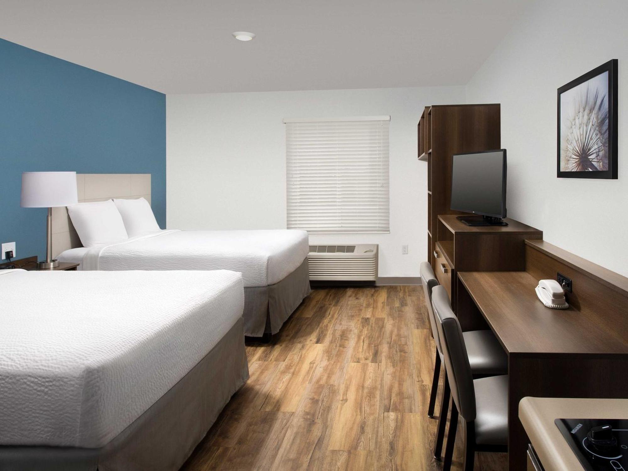 Standard Queen Room with Two Queen Beds - Non-Smoking