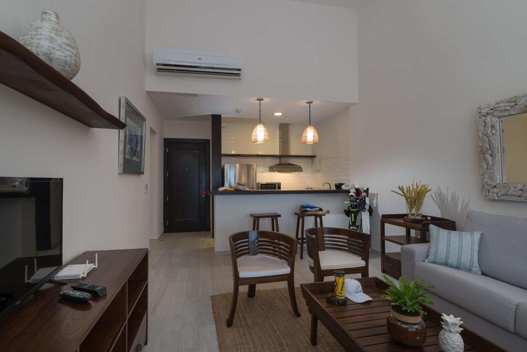 Two-Bedroom Suite,714413857:JPEG