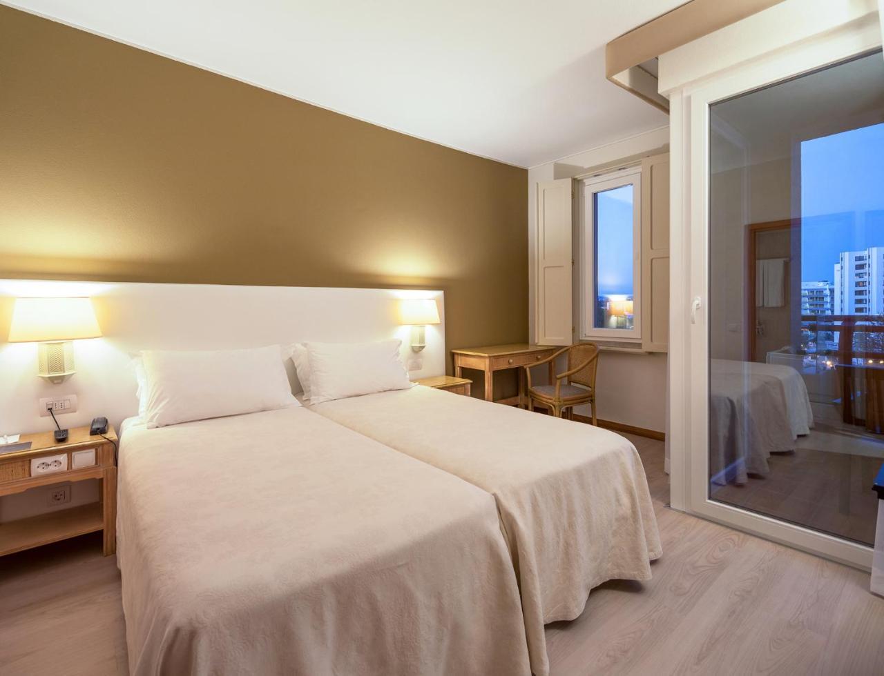 Two-Bedroom Family Suite,1709503006:JPEG