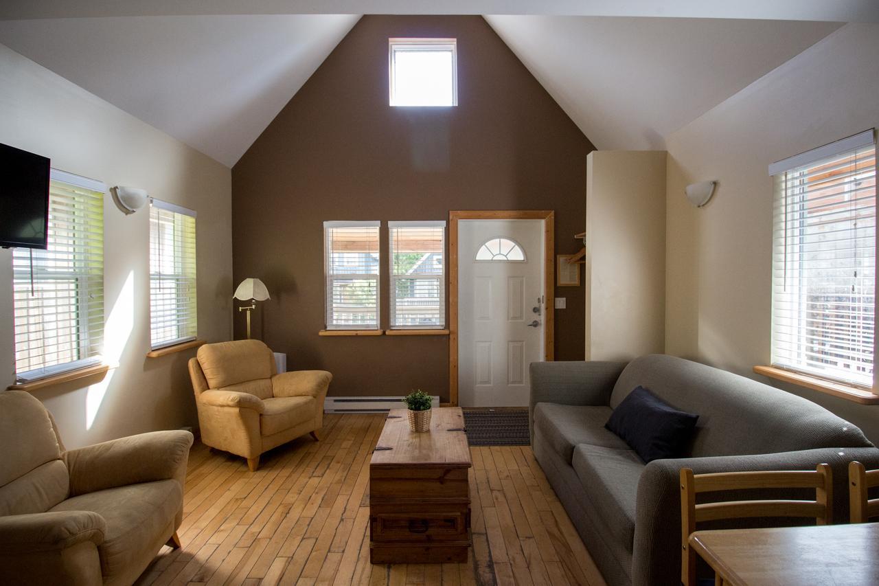 Studio Cottage B
